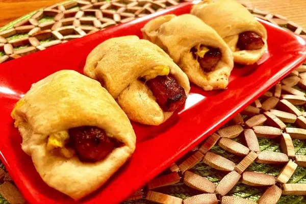 Crescent Sausage Egg Roll Ups