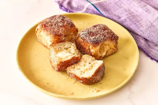 Copycat Cinnabon Delights Hawaiian Rolls