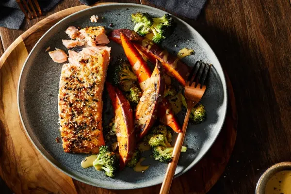 Air Fryer Everything Bagel Salmon Dinner