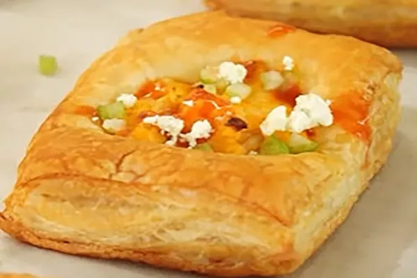 Buffalo Chicken Pastry Sliders